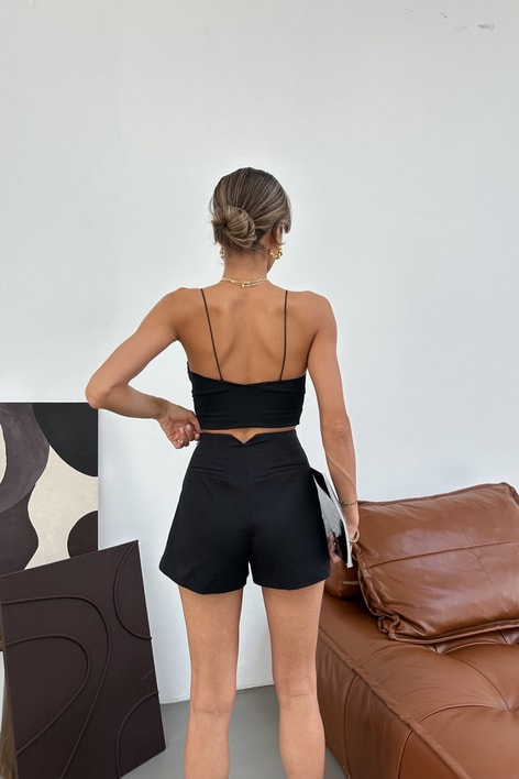 Dikiş Detaylı Şort Siyah Şort