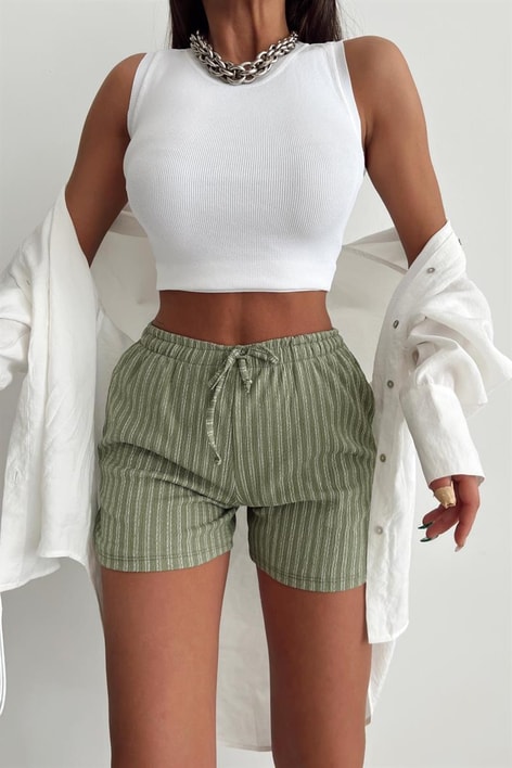 Beli Bağçıklı Çizgili Şort Haki