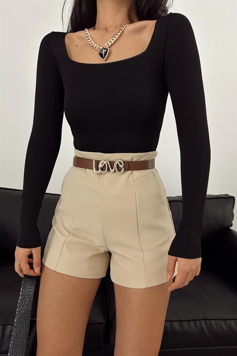 Cep Detaylı Şort Bej