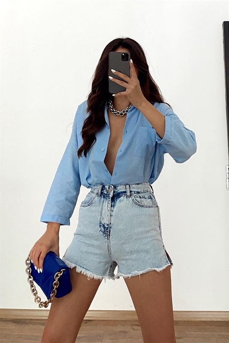 Distressed Yırtmaçlı Denim Şort Buz Mavi