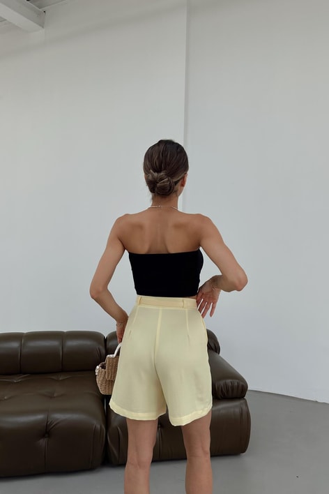 Kemerli Keten Şort Sarı