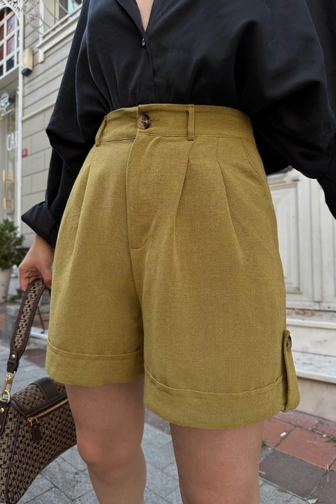 Pensli Katlamalı Keten Şort Yağ Yeşili