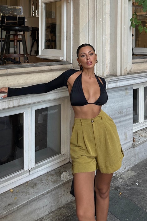 Pensli Katlamalı Keten Şort Yağ Yeşili