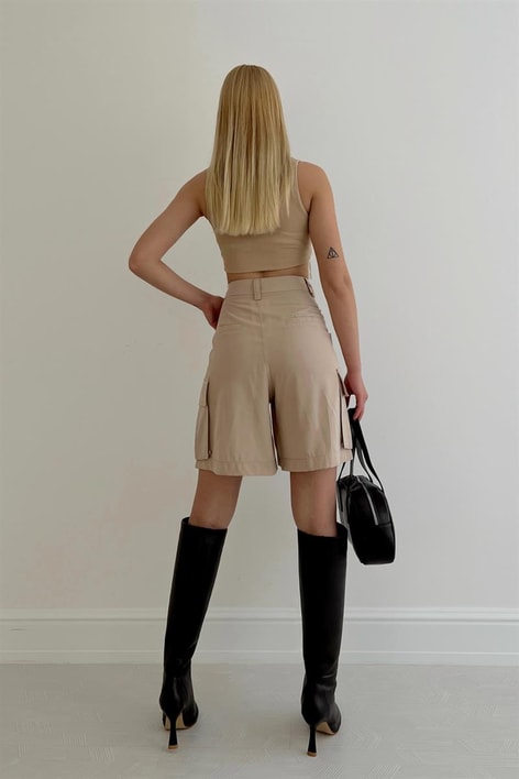 Yan Cepli Large Şort Taş