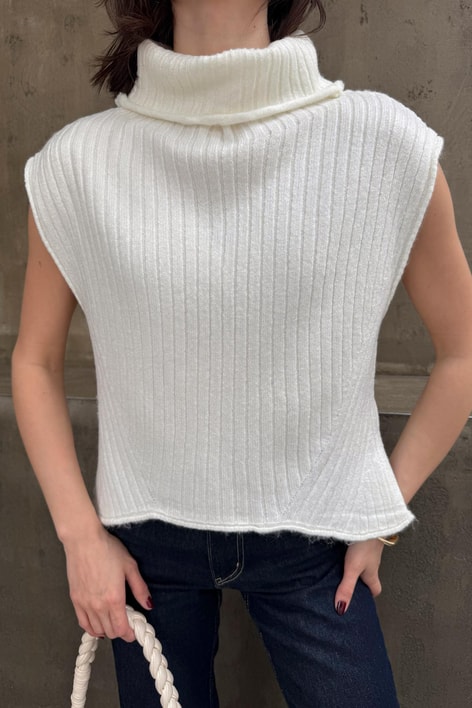 Balıkçı Yaka Yırtmaçlı Süveter Ekru