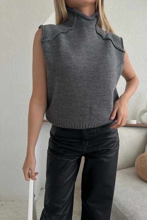 Ters Dikiş Detay Süveter Füme