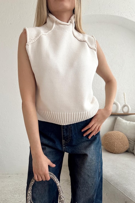 Ters Dikiş Detay Süveter Krem