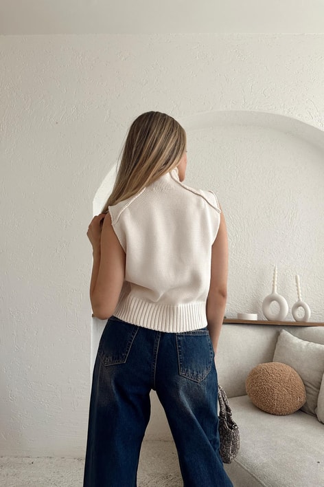 Ters Dikiş Detay Süveter Krem