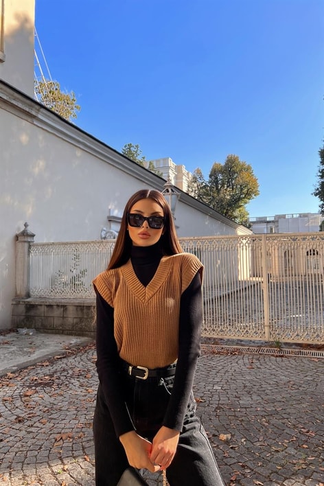 V Yaka Triko Süveter Kahverengi