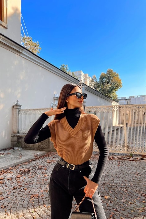 V Yaka Triko Süveter Kahverengi