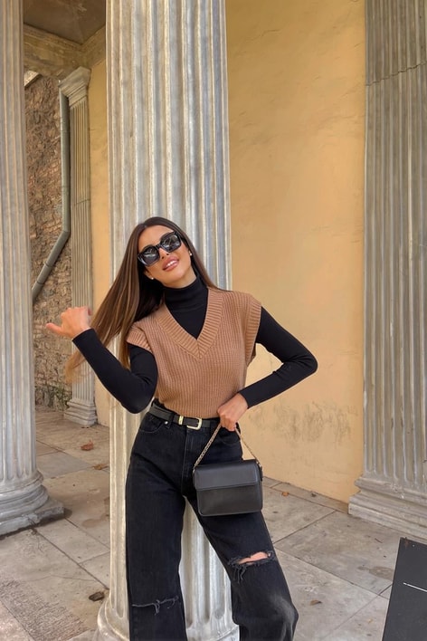 V Yaka Triko Süveter Kahverengi