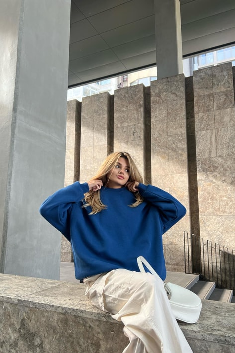 Basic Sweat gök mavisi