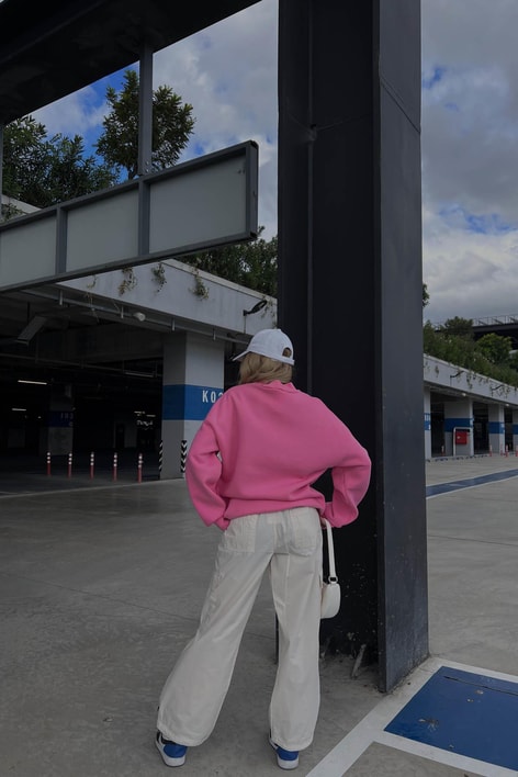 Dik Yaka Basic Sweatshirt Şeker Pembe