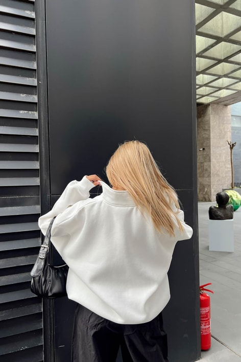 Fermuarlı Oversize Sweatshirt Beyaz