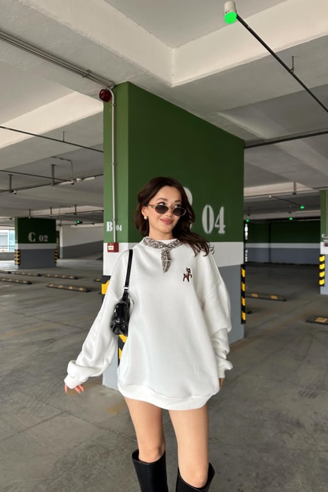Fular Yaka Sweatshirt Beyaz