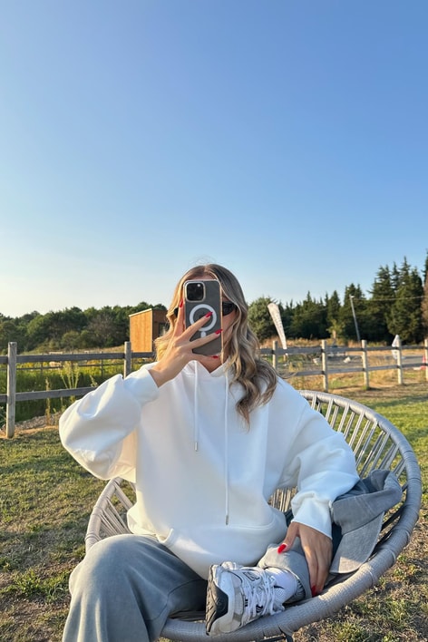 Kanguru Cep Basıc sweat Beyaz