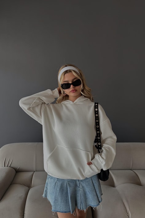 Kanguru Cepli Kapüşonlu Sweatshirt Beyaz