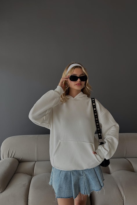 Kanguru Cepli Kapüşonlu Sweatshirt Beyaz