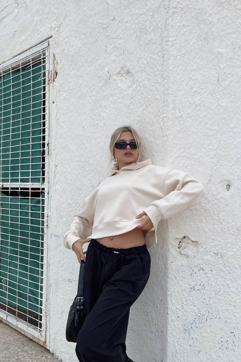 Kapüşonlu Crop Sweatshirt Taş
