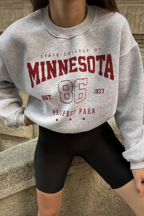 Mınnesota Baskılı Sweat Gri