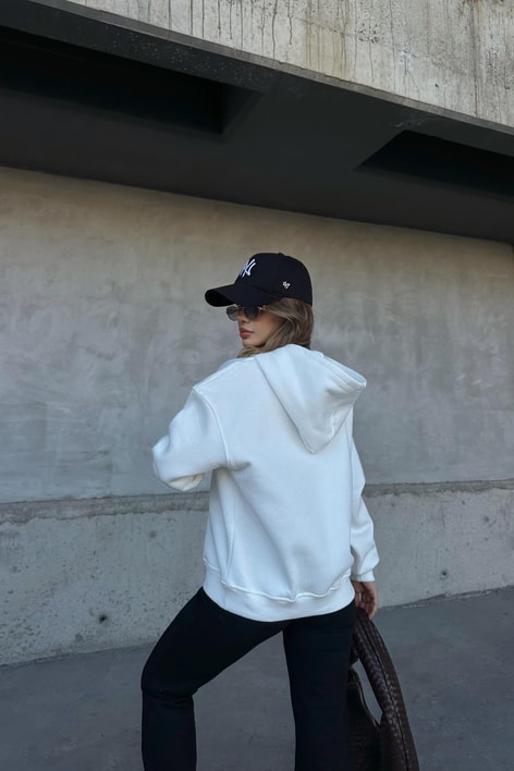 Nyc Nakışlı Sweat Beyaz