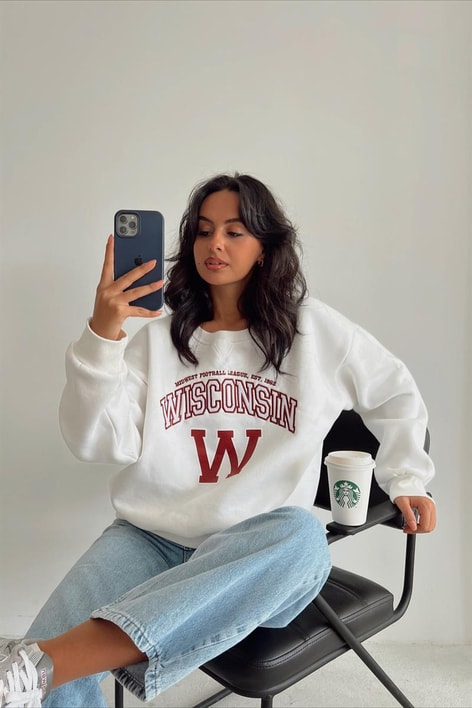 Wisconsin Nakışlı Sweatshirt Beyaz
