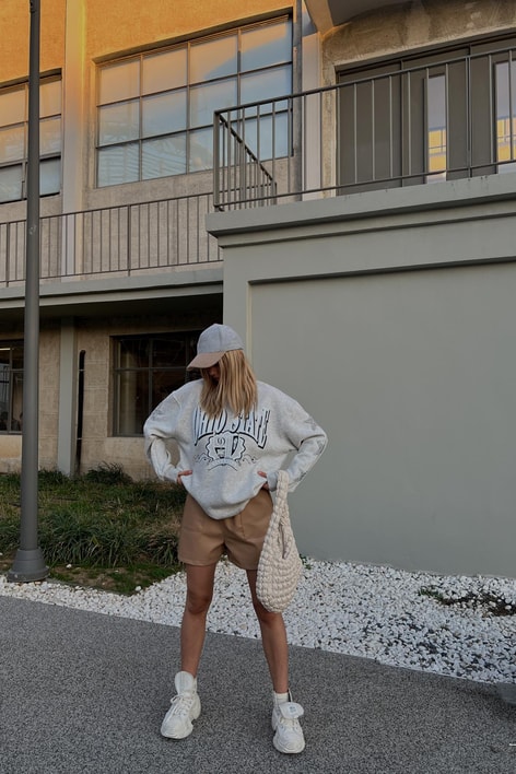 Yıldız İşlemeli Sweatshirt Gri