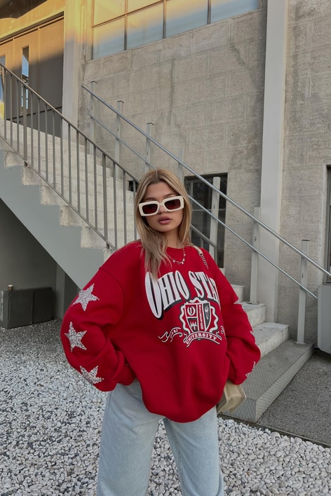 Yıldız İşlemeli Sweatshirt Kırmızı