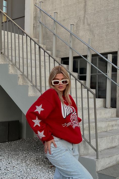 Yıldız İşlemeli Sweatshirt Kırmızı