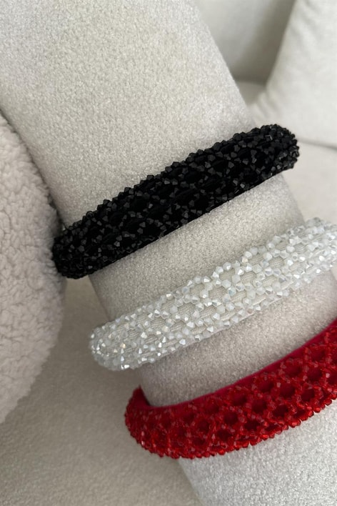 Taşlı Baget Taç Siyah