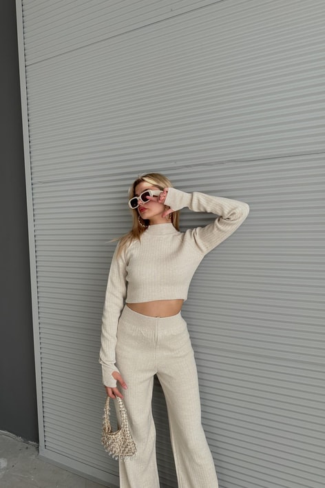 Balıkçı Yaka Crop Triko Takım Taş