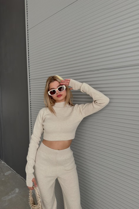 Balıkçı Yaka Crop Triko Takım Taş