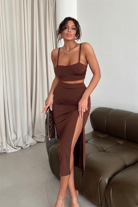 Büstiyerli İkili Takım Kahve