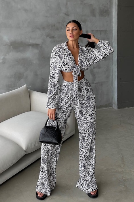 Flower Desen Fitilli Takım Siyah-Beyaz