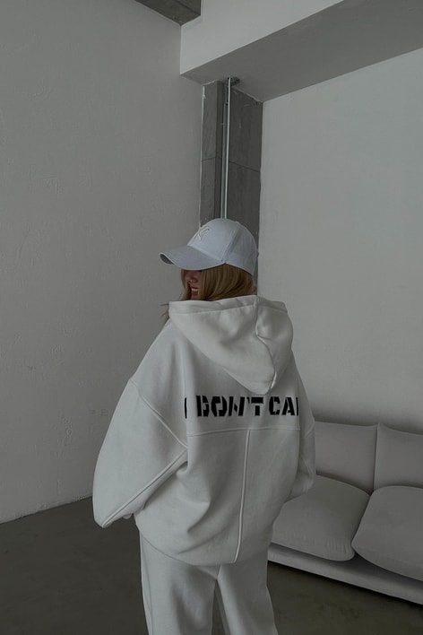 I Dont Care Nakışlı Oversize Takım Beyaz