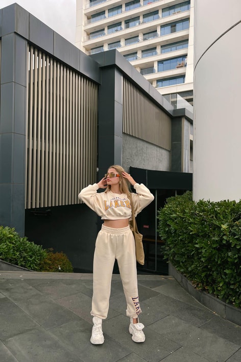 Lakers Baskılı Crop Sweat Takım Bej