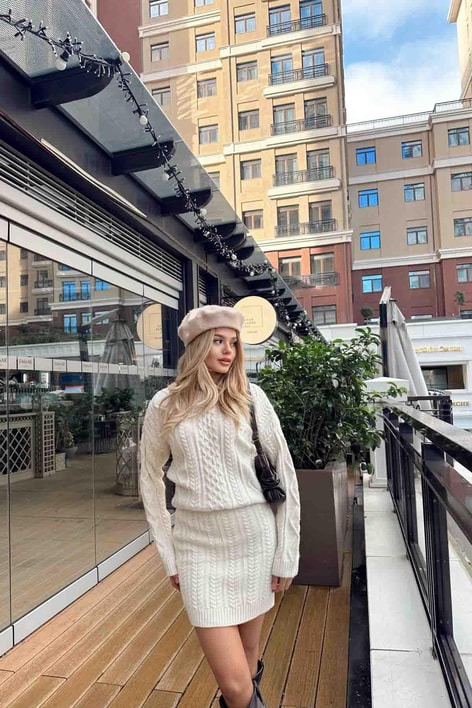 Örgü Detay Oversize Triko Etek Takım Bej