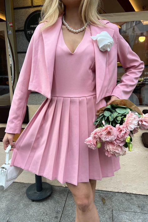 Pileli Gül Detay Elbise Takim Pembe