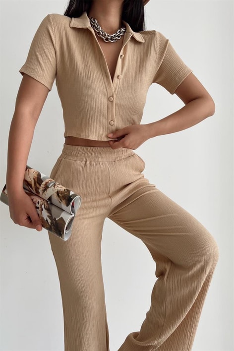 Piliseli Gömlek Pantolon Takım Camel