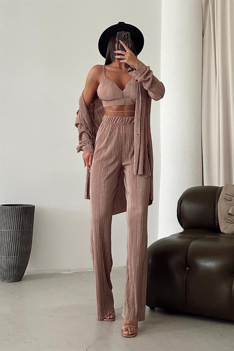 Piliseli Üçlü Sand Takım Vizon