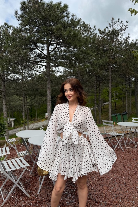 Puantiyeli Kimono Fırfır Şort Etek Takım Beyaz