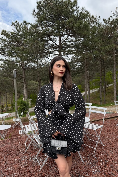 Puantiyeli Kimono Fırfır Şort Etek Takım Siyah