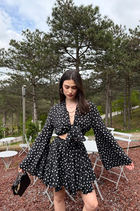 Puantiyeli Kimono Fırfır Şort Etek Takım Siyah