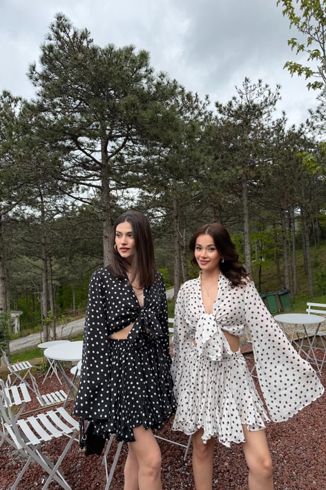 Puantiyeli Kimono Fırfır Şort Etek Takım Beyaz