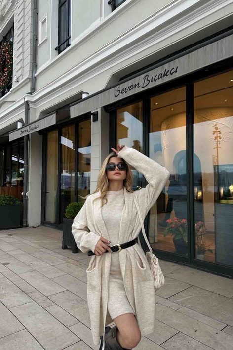 Triko Elbiseli Takım Taş