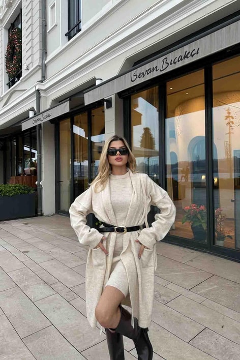 Triko Elbiseli Takım Taş