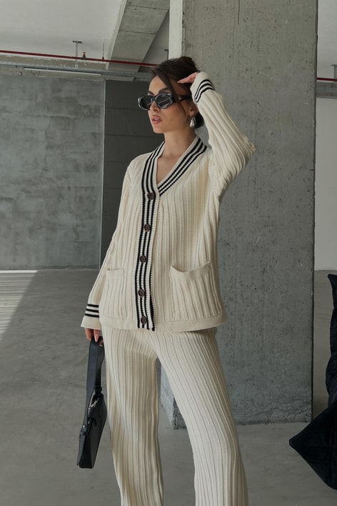 Triko Hırka Pantolon Takım Ekru