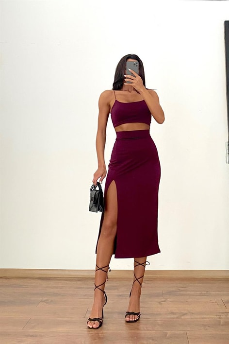 Yırtmaç Detay Etekli Takım Mürdüm