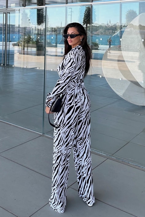 Zebra Desen Piliseli Takım Siyah-Beyaz