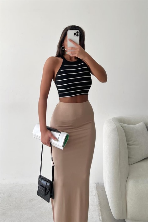 Halter Yaka Çizgili Atlet Siyah